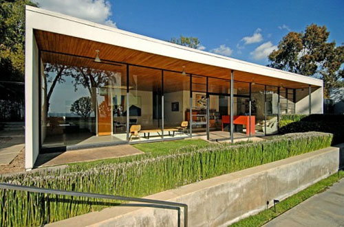 House #9 Eames and Saarinen House